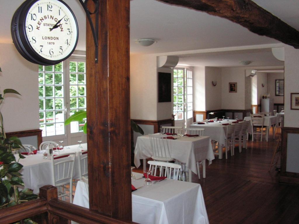 Hotel Le Clementenia Arnéguy Buitenkant foto