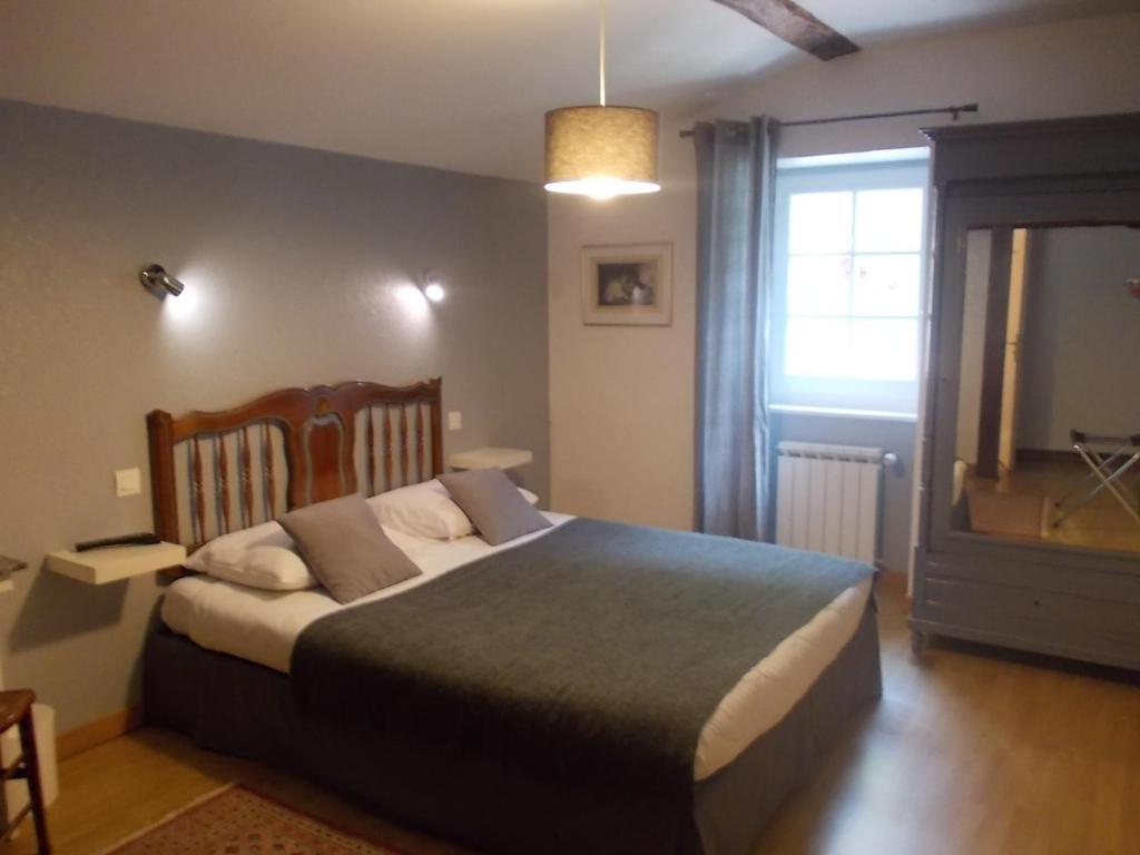 Hotel Le Clementenia Arnéguy Buitenkant foto