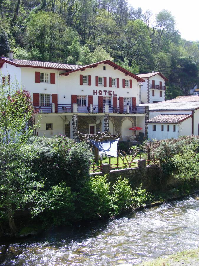 Hotel Le Clementenia Arnéguy Buitenkant foto