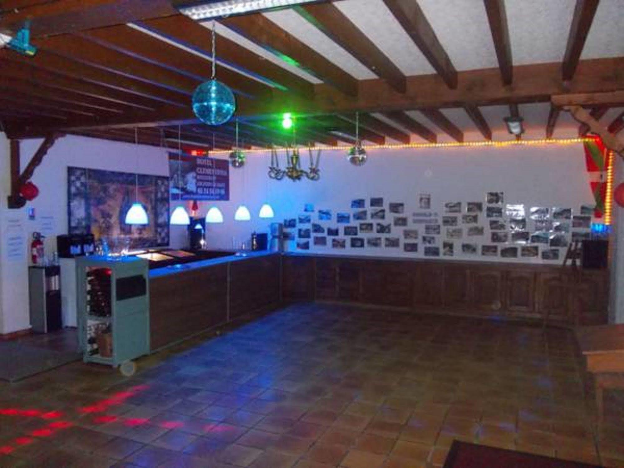 Hotel Le Clementenia Arnéguy Buitenkant foto